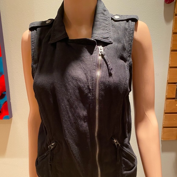 *Lucky Brand* Black Vest - Picture 8 of 9